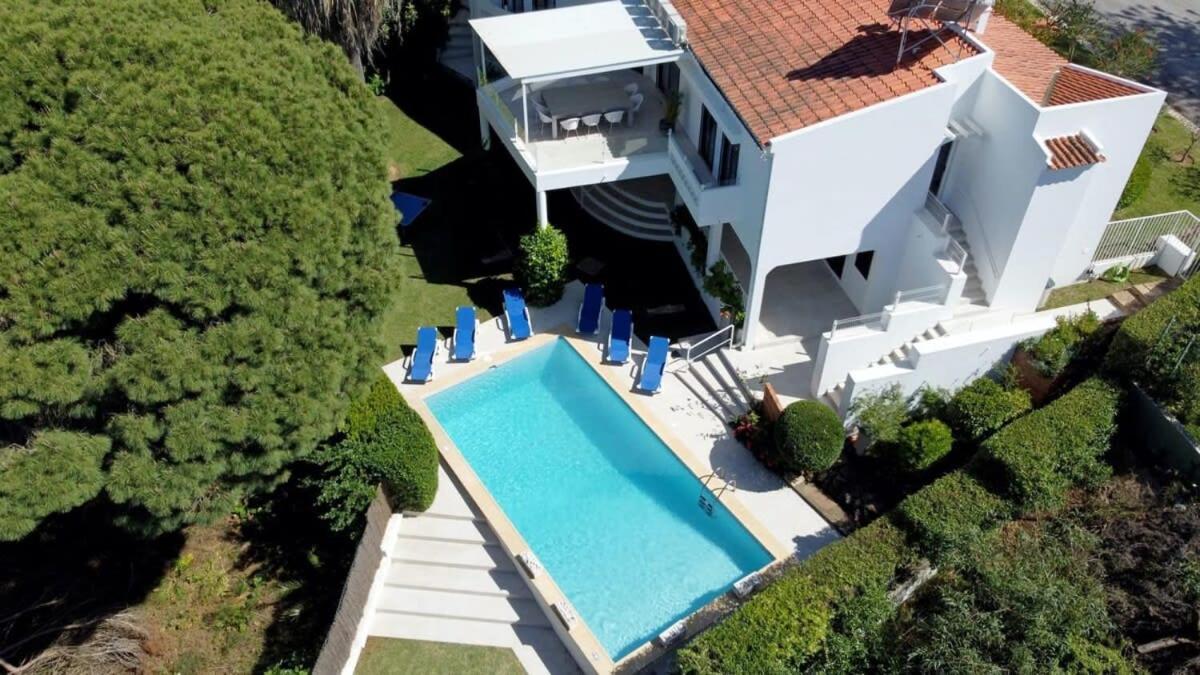 Villa Hibiscus, Great Location In Vilamoura, Lush Green Lawns And Garden Куартейра Екстериор снимка